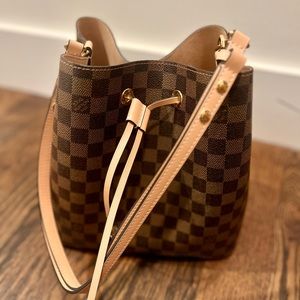 Authentic Louis Vuitton NéoNoé MM